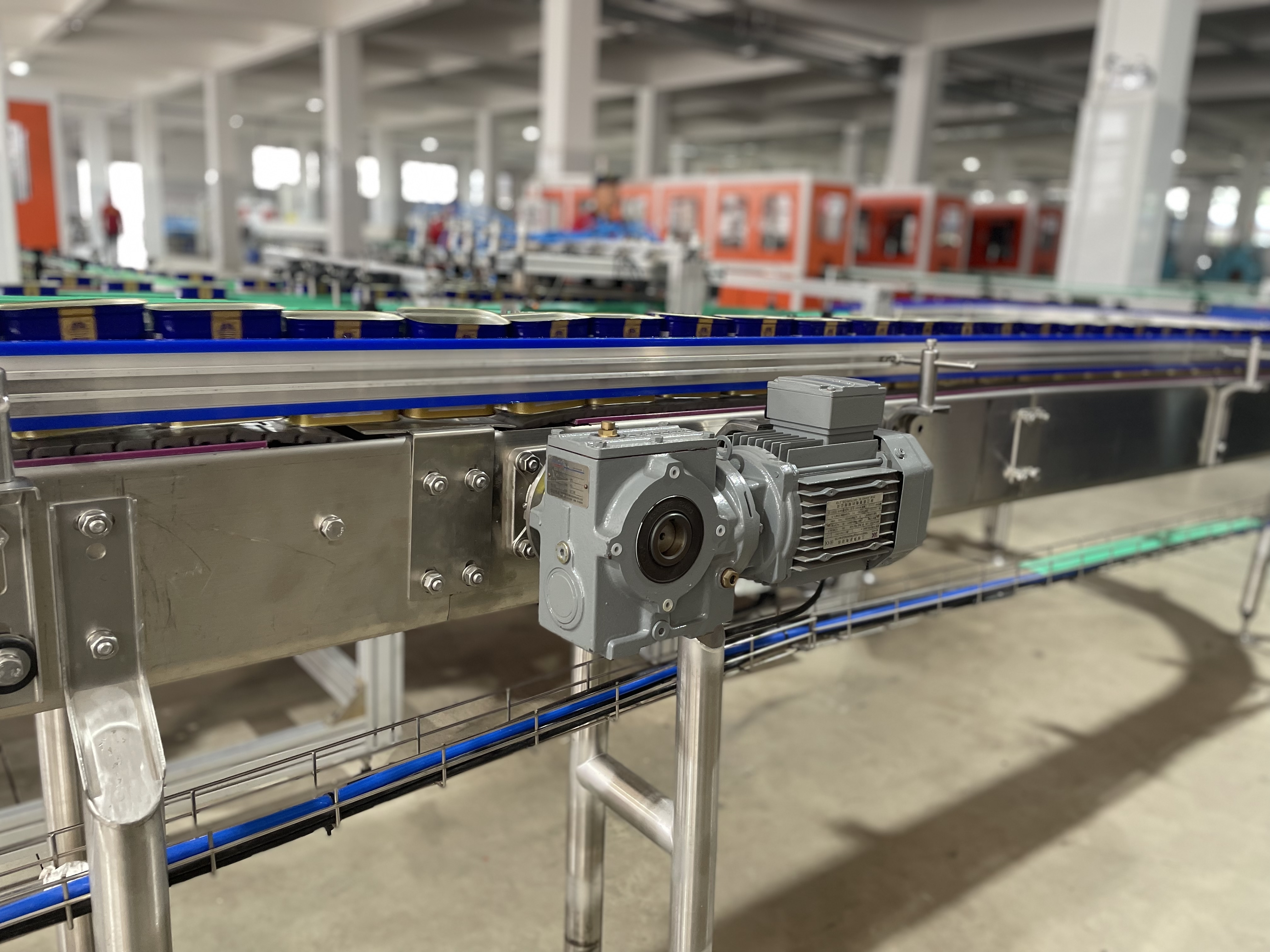 Latest company Cases about LOGISTIC AND CONVEYOR PACKING MACHINE APPLIED WORM GEAR MOTOR