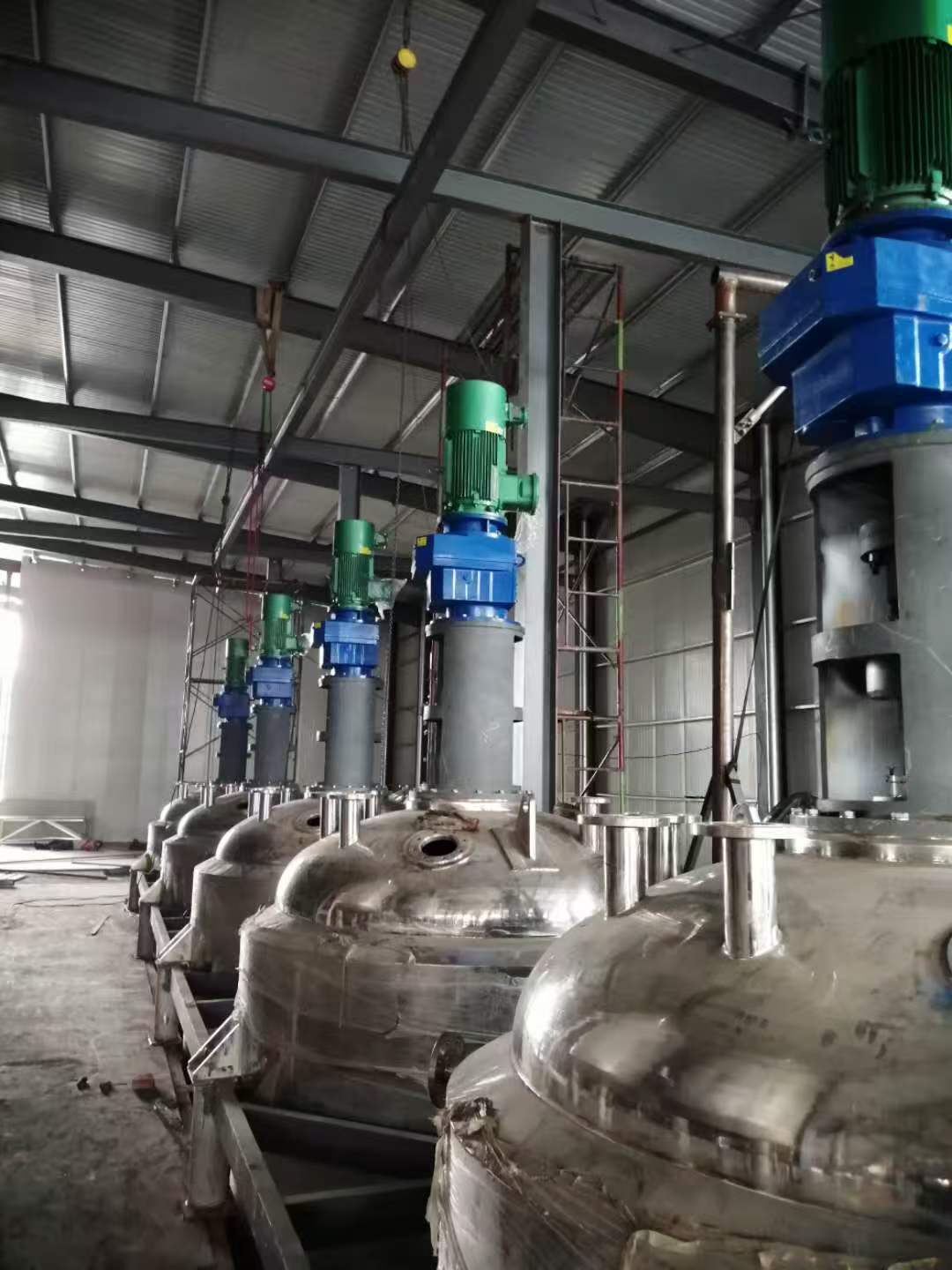 Latest company Cases about Explosion-Proof EVERGEARDRIVE Reducers for Chemical Agitators and Reaction Kettle Equipment